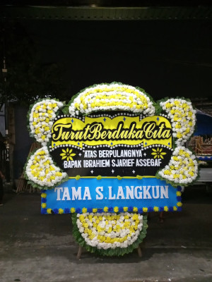 Papan Bunga Duka di Kartoharjo